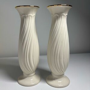 Lenox Ivory and Gold Pair of Candlestick Holders - 7.5 inches